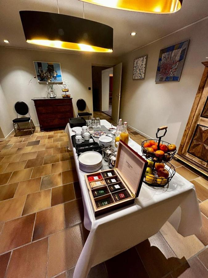 La Ferrière Hotel Restaurant Le Madame מראה חיצוני תמונה